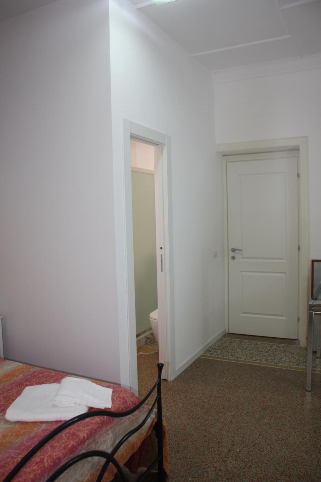 Holidays In Rome - Guesthouse מראה חיצוני תמונה