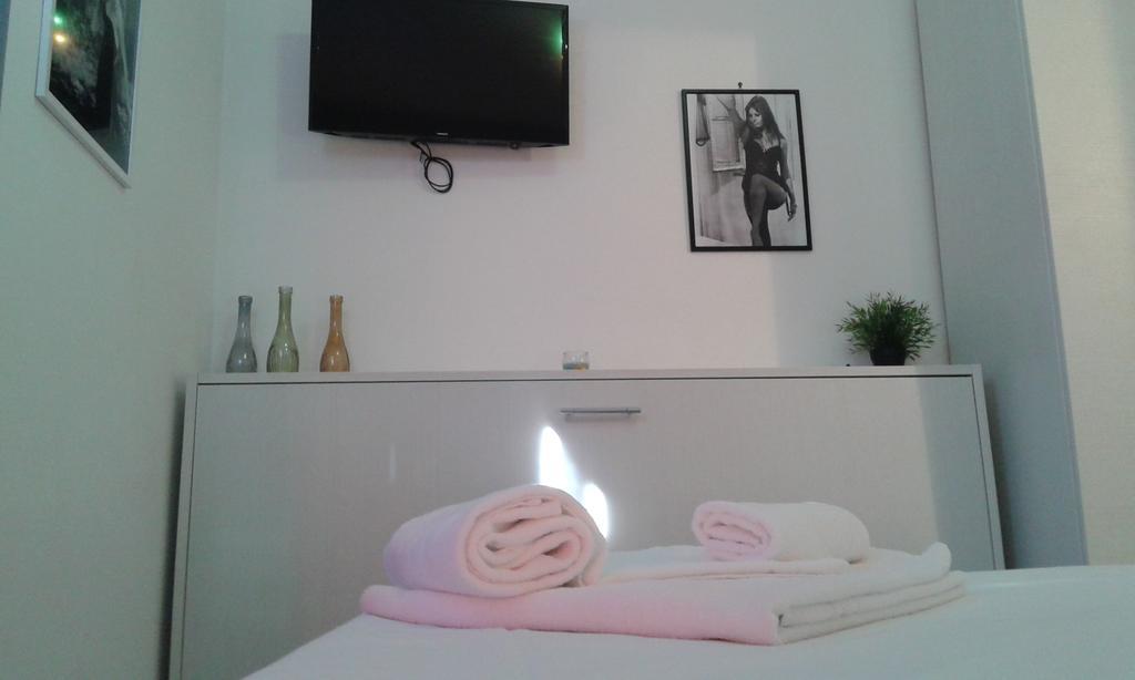 Holidays In Rome - Guesthouse מראה חיצוני תמונה